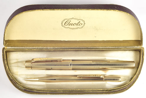 8 Cool and Unusual Pencil/Pen Cases - Design Swan